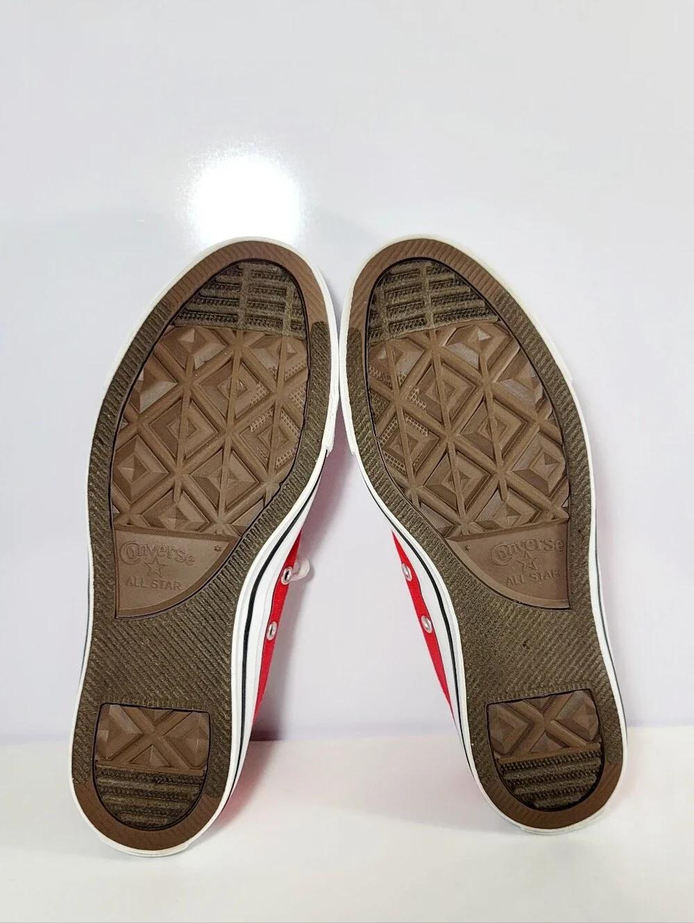 Converse Womens Size 8 low top Chuck Taylor Allstars.